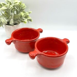 Super cute! California Pottery R-110 Red soup bowls, USA 1950s